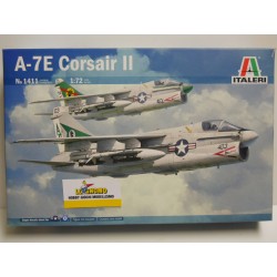 Italeri art. 1411 A-7E...