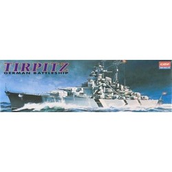 Academy Art. 1438 Tirpitz...