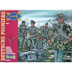 Revell Art. 2607 German...